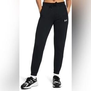 Under Armour Women's Armour Fleece Joggers Black
XS Extra Small
New with Tag